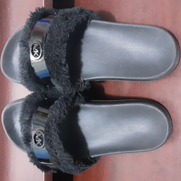 Michael Michael Kors Slipper Shoes - Picture 7 of 8